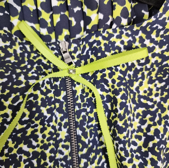 Ann Taylor Loft Sleeveless Pleated Dress - Size 4P  ** See Video ** - Picture 4 of 5